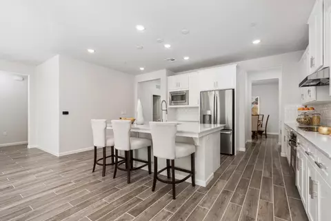 Kitchen - 708 Solar Ln, Clovis, CA 93619 photo 1 of 12