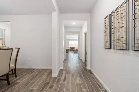 Entry Way - 708 Solar Ln, Clovis, CA 93619 photo 2 of 6