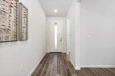 Entry Way - 708 Solar Ln, Clovis, CA 93619 photo 1 of 6