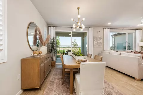 Dining - 692 Solar Ln, Clovis, CA 93619 photo 1 of 2