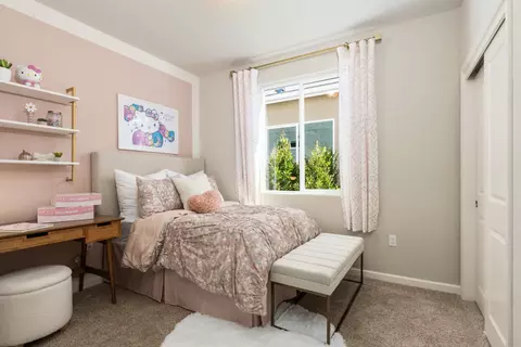 Bedroom - 692 Solar Ln, Clovis, CA 93619 photo 1 of 7
