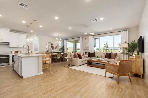 Other - 644 Solar Ln, Clovis, CA 93619 photo 1 of 10