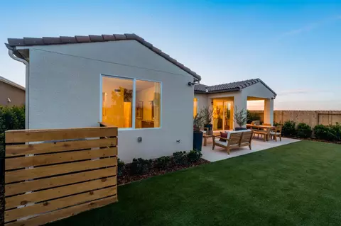 Exterior - 644 Solar Ln, Clovis, CA 93619 photo 12 of 12