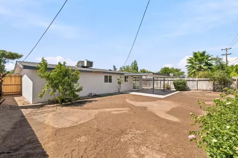 Exterior - 125 Pico Ave, Clovis, CA 93612 photo 5 of 5