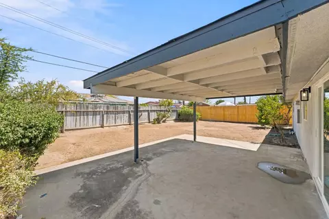 Exterior - 125 Pico Ave, Clovis, CA 93612 photo 3 of 5