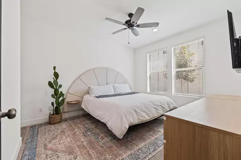 Bedroom - 464 W Balsam Ln, Clovis, CA 93611 photo 1 of 6