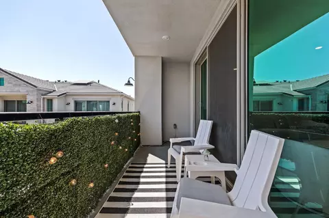 Exterior - 464 W Balsam Ln, Clovis, CA 93611 photo 1 of 2