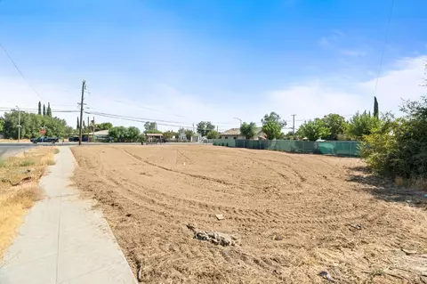 900 Sunrise, Madera, CA 93638 photo 4