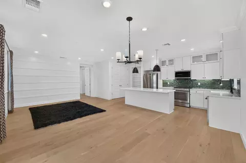 Living - 3235 Lourdes Ave, Clovis, CA 93619 photo 2 of 2