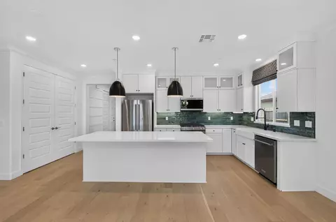 Kitchen - 3235 Lourdes Ave, Clovis, CA 93619 photo 1 of 4