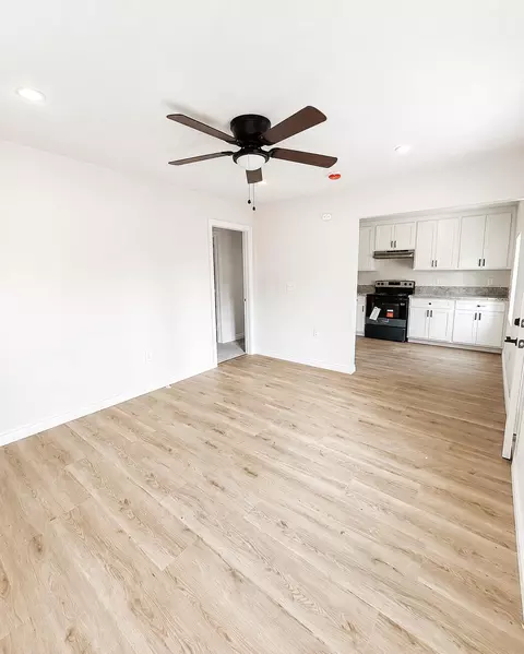Living - 28 W 19th St, Merced, CA 95340 photo 3 of 5