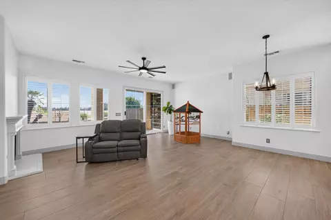 Living - 2392 Trenton, Clovis, CA 93619 photo 1 of 4