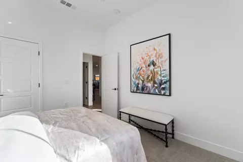 Bedroom - 2291 N Argyle Ave, Clovis, CA 93619 photo 2 of 8