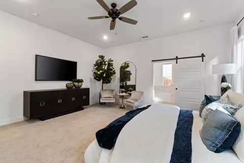 Bedroom - 2291 N Argyle Ave, Clovis, CA 93619 photo 8 of 8