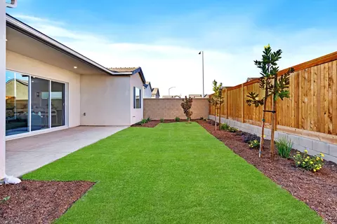 Exterior - 2291 N Argyle Ave, Clovis, CA 93619 photo 4 of 5