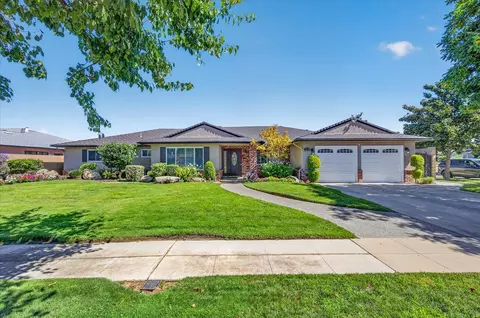 1232 W Magill Ave, Fresno, CA 93711