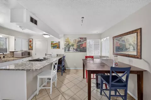 Dining - 179 W Norwich Ave, Clovis, CA 93612 photo 2 of 2