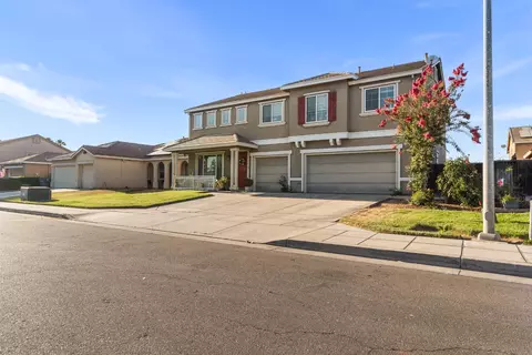 Exterior - 512 Peach Dr, Chowchilla, CA 93610 photo 8 of 9