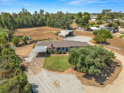 View/Area - 10401 E Bullard Ave, Clovis, CA 93619 photo 3 of 7