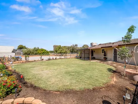 Exterior - 10401 E Bullard Ave, Clovis, CA 93619 photo 8 of 18