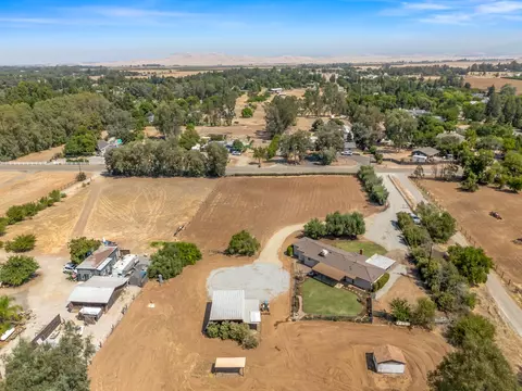 View/Area - 10401 E Bullard Ave, Clovis, CA 93619 photo 7 of 7