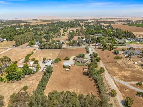 View/Area - 10401 E Bullard Ave, Clovis, CA 93619 photo 6 of 7