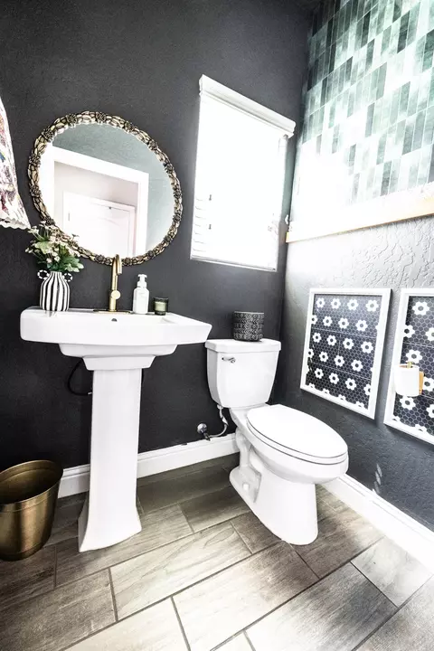 Bath - 4175 Pico Ave, Clovis, CA 93619 photo 1 of 3