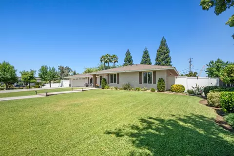 Exterior - 18746 Auburn Way, Madera, CA 93638 photo 3 of 16