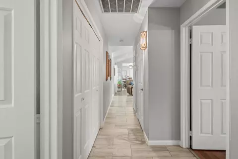 Entry Way - 18746 Auburn Way, Madera, CA 93638 photo 5 of 7