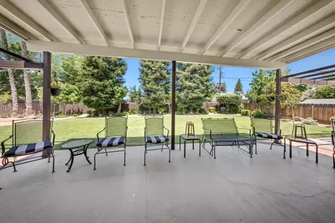 Exterior - 18746 Auburn Way, Madera, CA 93638 photo 5 of 16