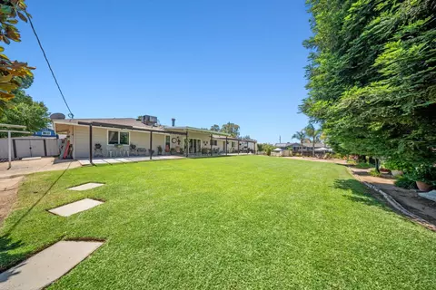 Exterior - 18746 Auburn Way, Madera, CA 93638 photo 7 of 16