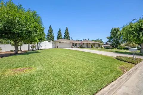 Exterior - 18746 Auburn Way, Madera, CA 93638 photo 4 of 16