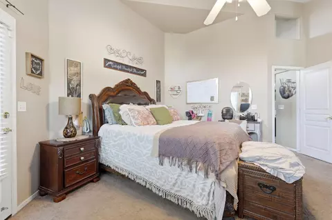 Bedroom - 1635 E La Vida Ct, Visalia, CA 93292 photo 4 of 5