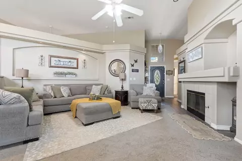 Other - 1635 E La Vida Ct, Visalia, CA 93292 photo 2 of 6