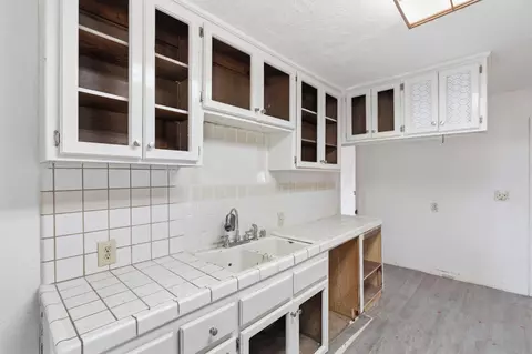 Kitchen - 14735 Road 28, Madera, CA 93638 photo 2 of 2
