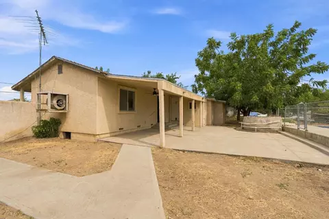 Exterior - 14735 Road 28, Madera, CA 93638 photo 4 of 13