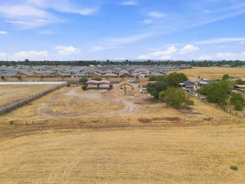 View/Area - 14735 Road 28, Madera, CA 93638 photo 5 of 9