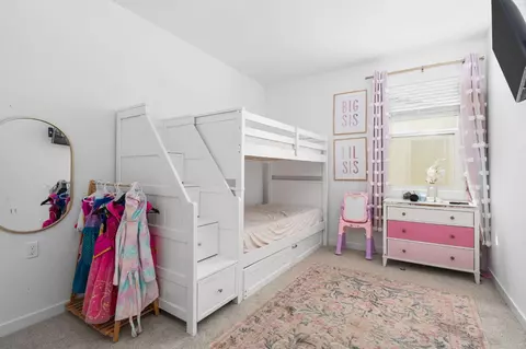 Bedroom - 1174 Granite Dr W, Madera, CA 93636 photo 5 of 5