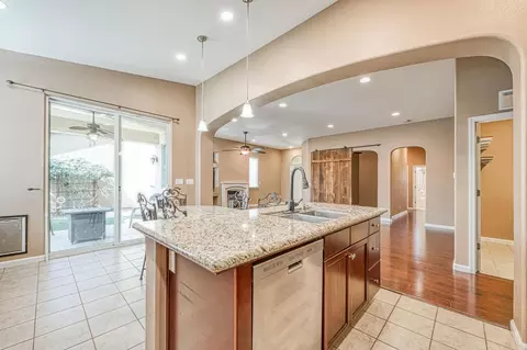 Entry Way - 3748 Salem Ln, Clovis, CA 93619 photo 3 of 3