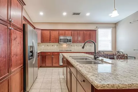 Kitchen - 3748 Salem Ln, Clovis, CA 93619 photo 2 of 2