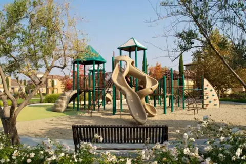 View/Area - 3748 Salem Ln, Clovis, CA 93619 photo 7 of 7