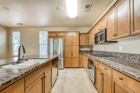 Kitchen - 3859 Richmond Ave, Clovis, CA 93619 photo 1 of 2