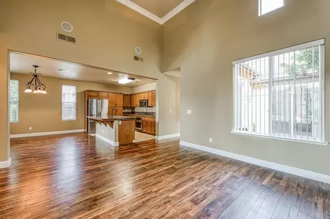 Living - 3859 Richmond Ave, Clovis, CA 93619 photo 3 of 4