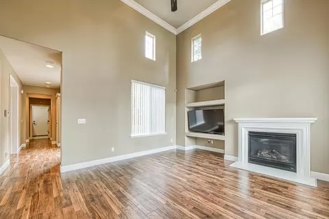 Living - 3859 Richmond Ave, Clovis, CA 93619 photo 2 of 4