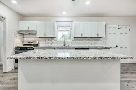 Kitchen - 332 E Shields Ave, Fresno, CA 93704 photo 1 of 5