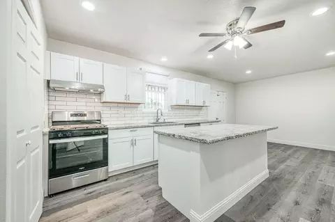 Kitchen - 332 E Shields Ave, Fresno, CA 93704 photo 2 of 5