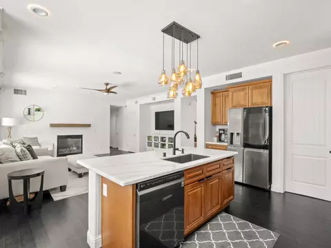 Kitchen - 11073 E Le Conte Pass Ct, Clovis, CA 93619 photo 5 of 6