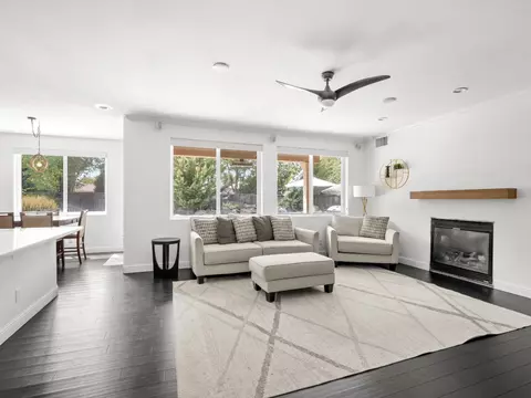 Living - 11073 E Le Conte Pass Ct, Clovis, CA 93619 photo 2 of 4