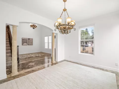 Dining - 11073 E Le Conte Pass Ct, Clovis, CA 93619 photo 2 of 3