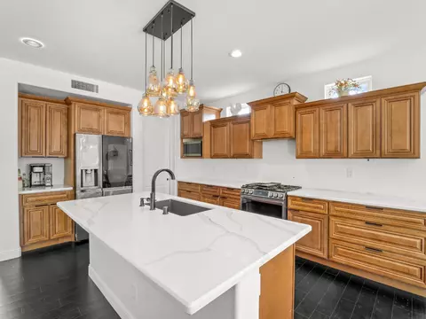 Kitchen - 11073 E Le Conte Pass Ct, Clovis, CA 93619 photo 1 of 6